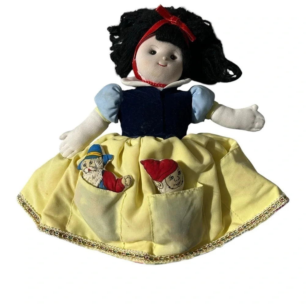Almas Designs Snow White Dwarfs /Witch Flip Doll Comes With 5 Plush Dwarfs